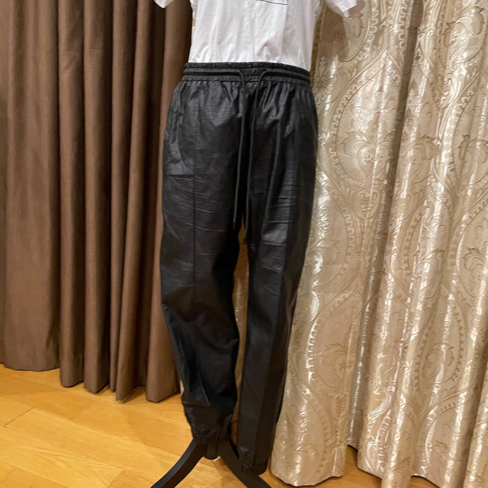 Loose faux leather elasticated pants
